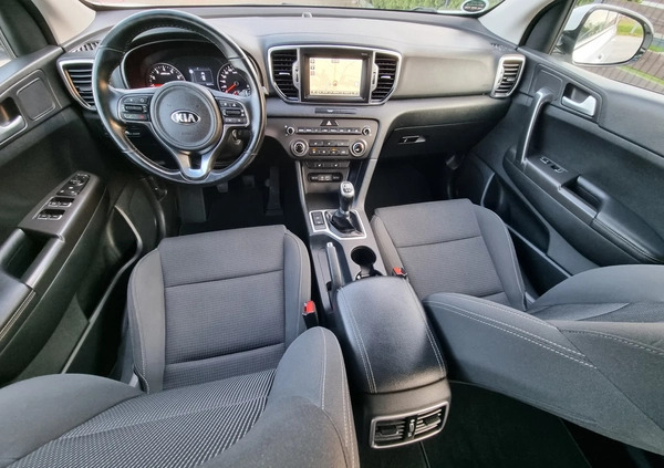 Kia Sportage cena 72900 przebieg: 96557, rok produkcji 2016 z Chmielnik małe 742